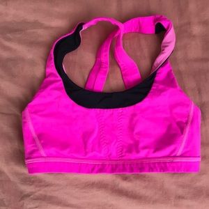 Lululemon sports bra